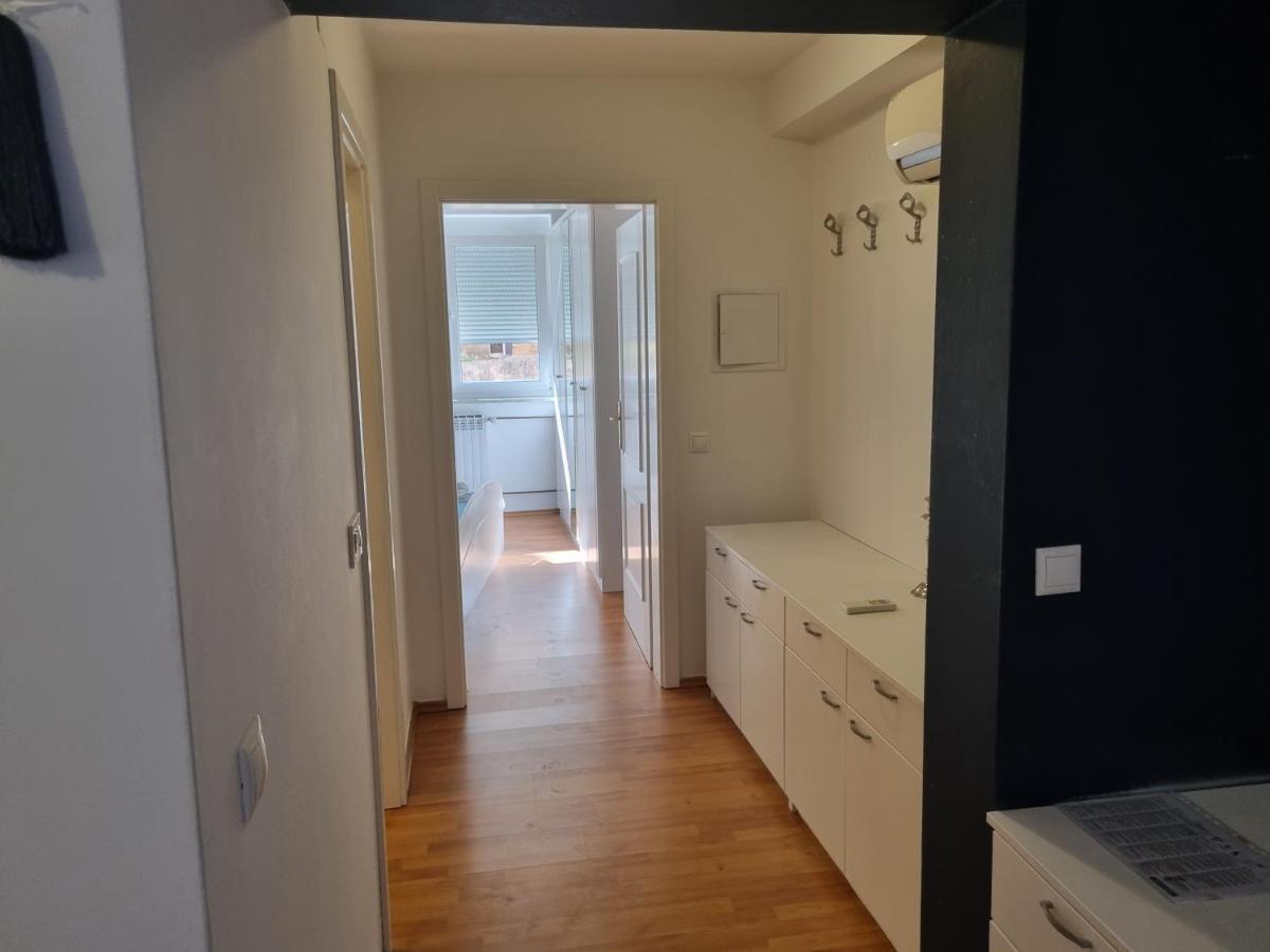 Appartement Moro Vrbnik 2 Extérieur photo