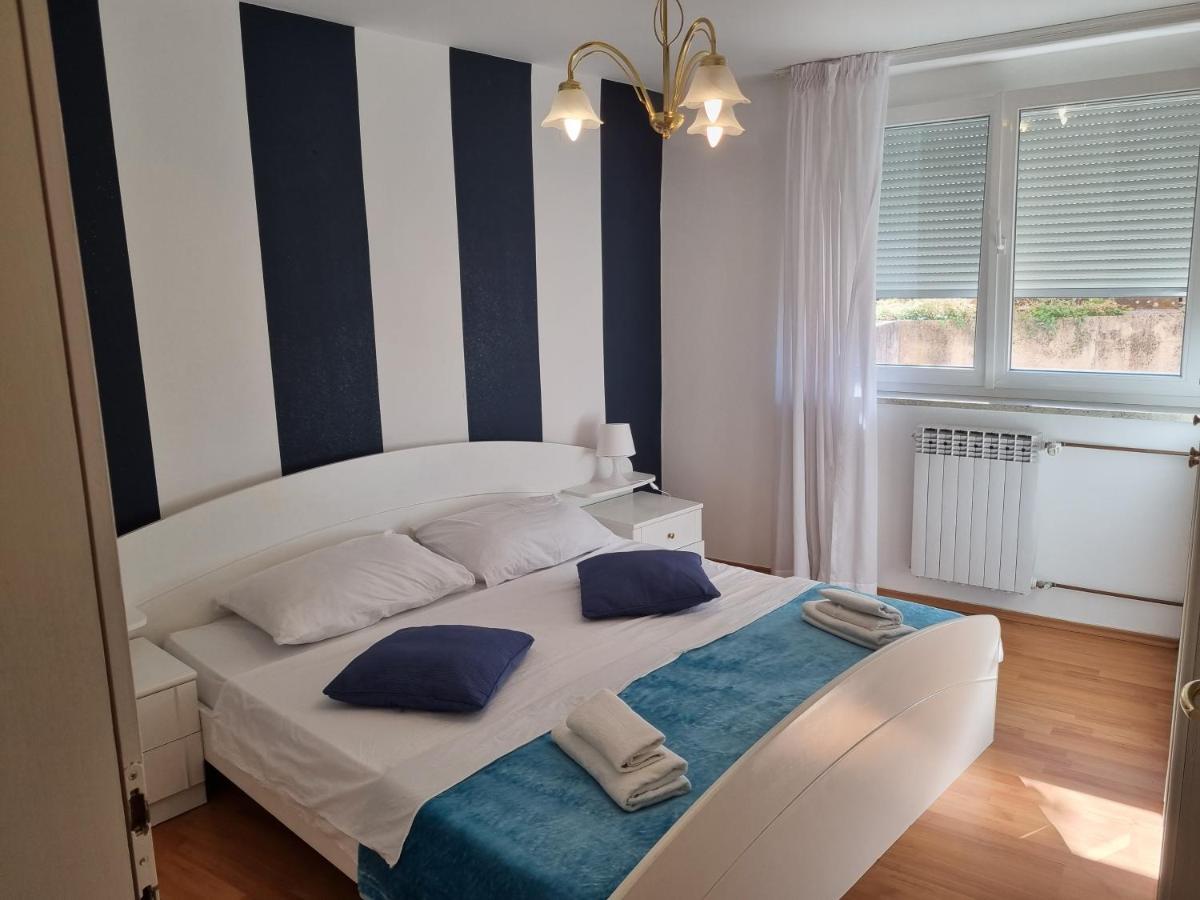 Appartement Moro Vrbnik 2 Extérieur photo
